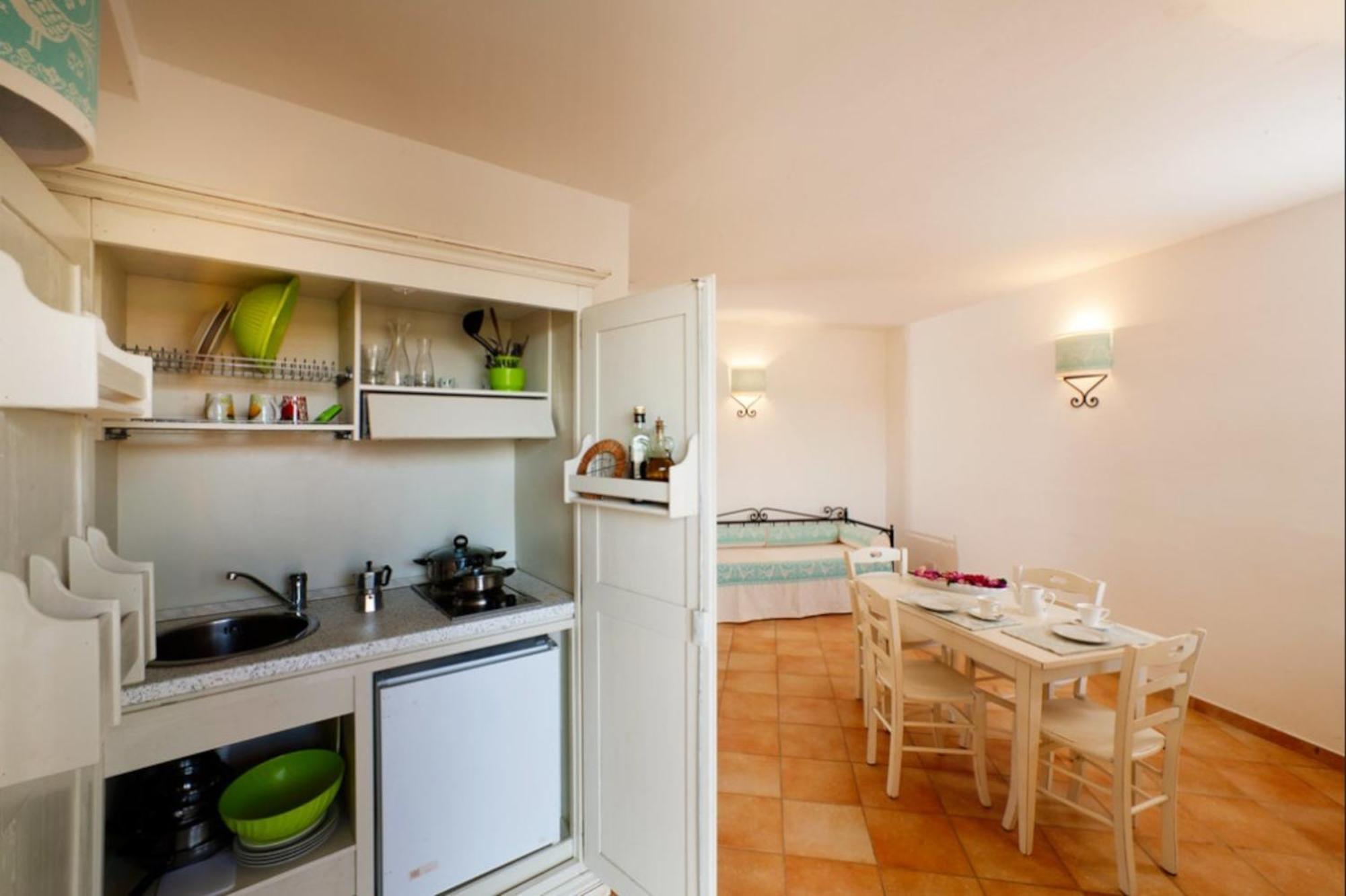 Residence Baia Dei Mirti Vignola Mare Luaran gambar