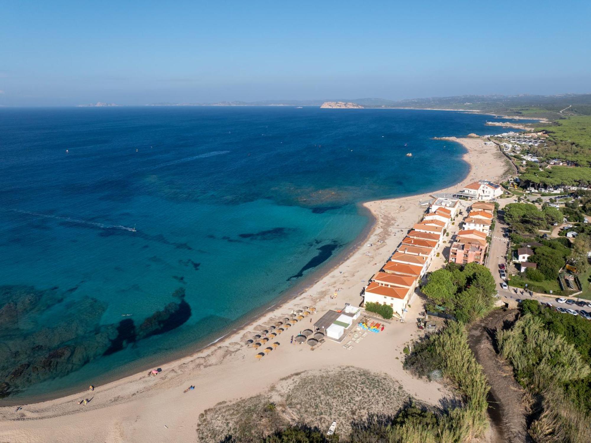 Residence Baia Dei Mirti Vignola Mare Luaran gambar